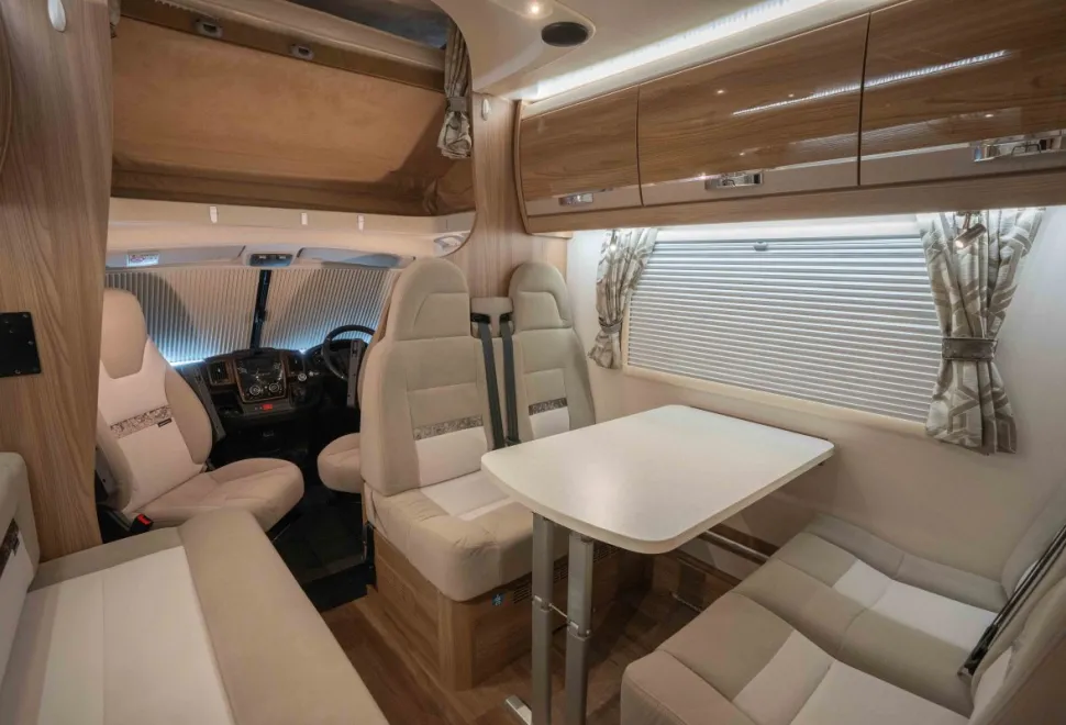 Swift Kon-Tiki 649 Black Edition Hi Line 180BHP 2017