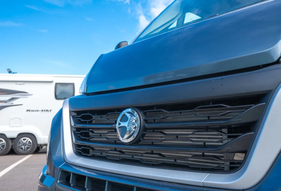 Swift Escape 664 140BHP Auto 2022