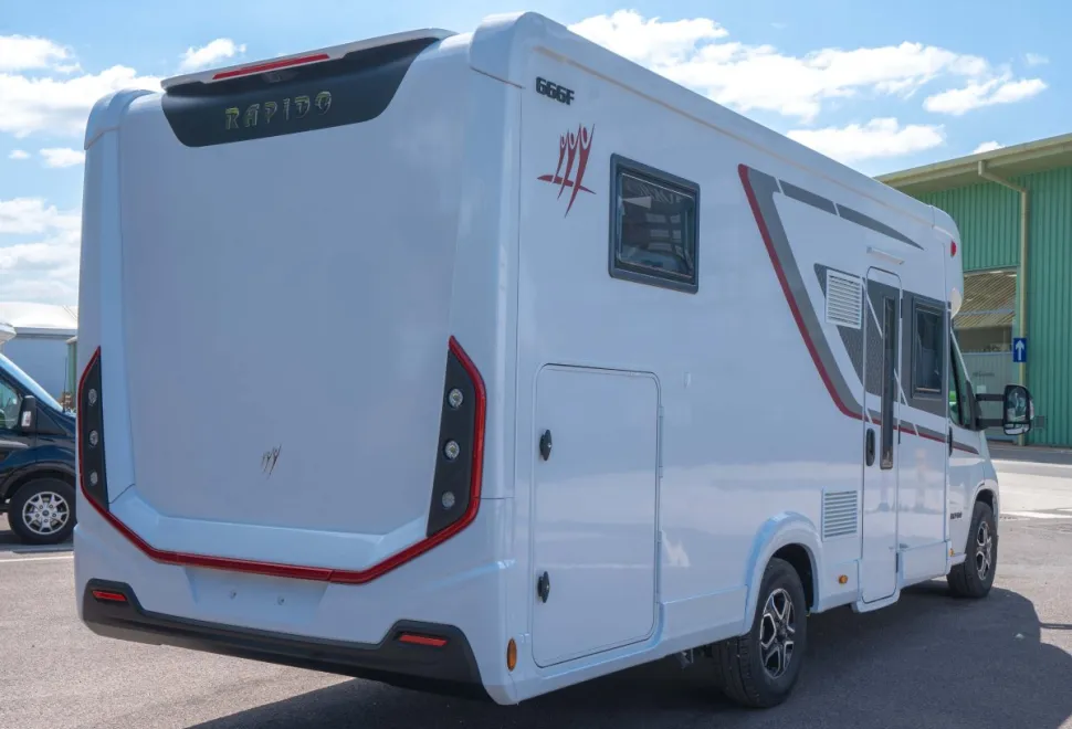 Rapido 666F 140BHP Auto 2025