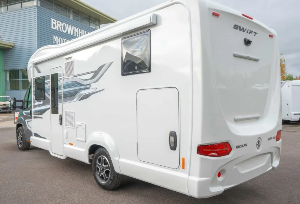 Swift Escape 684 140BHP Auto 2026