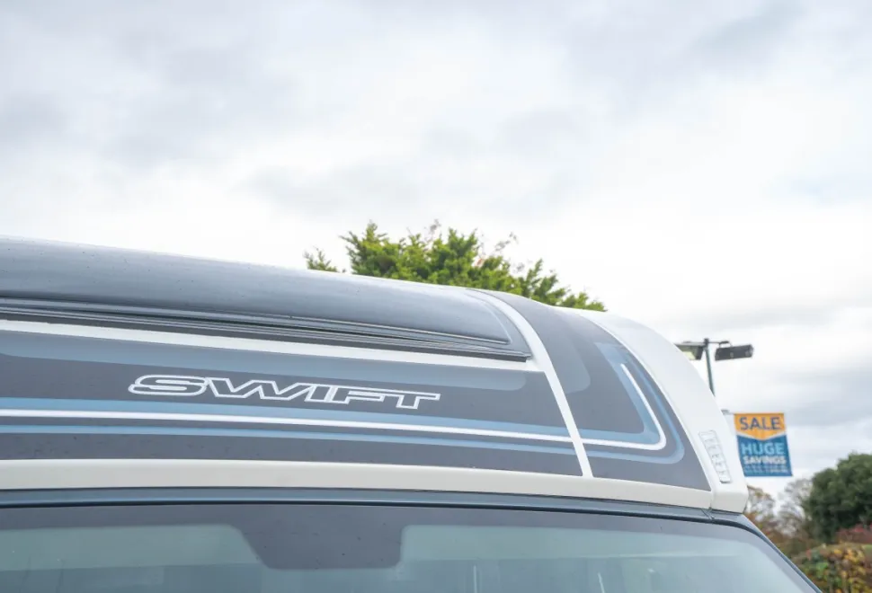 Swift Escape 684 140BHP Auto 2026