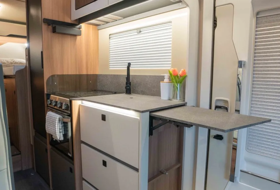 Autotrail Excel 690T 165BHP Auto 2026