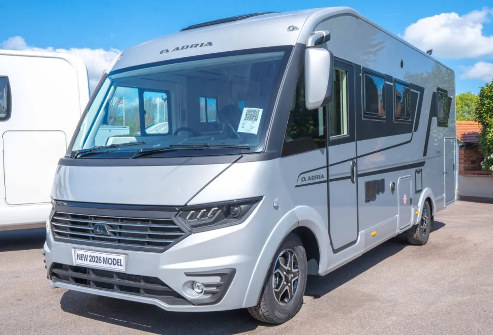 Adria Sonic Supreme 700 DC 180BHP Auto 2026