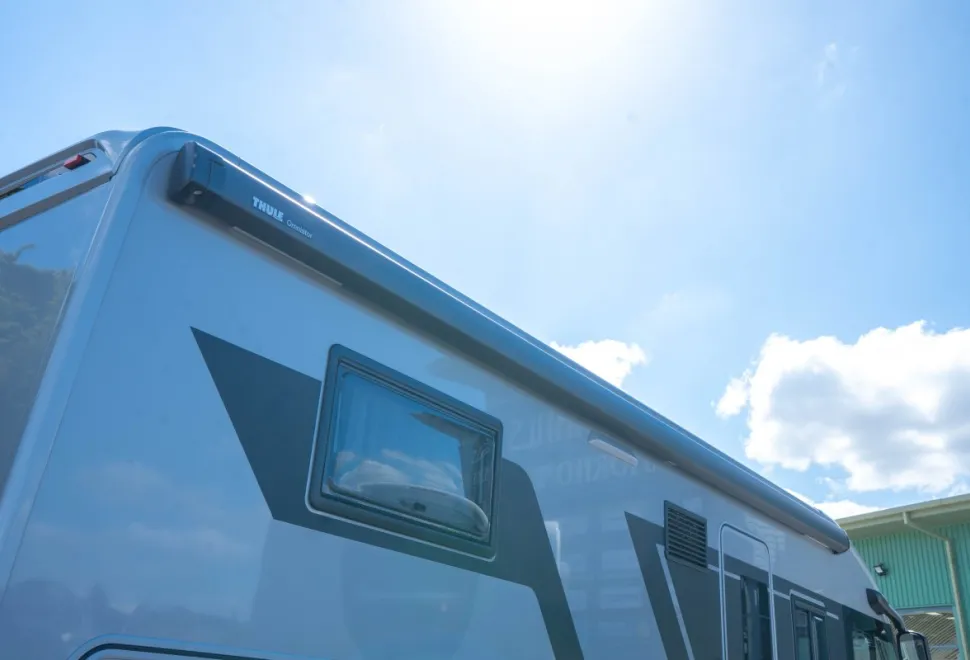 Adria Sonic Supreme 700 DC 180BHP Auto 2026