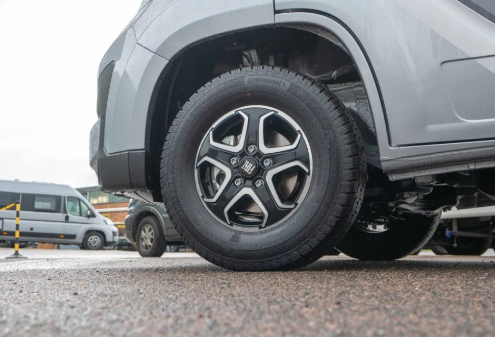 Autotrail Imala 730 140BHP Lo Line Auto 2026