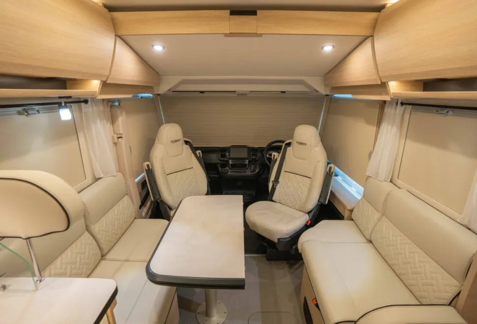 Rapido 8096DF Ultimate Line 180BHP Auto 2023
