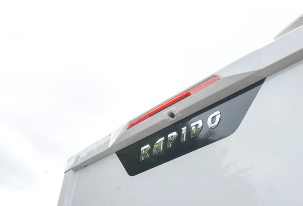 Rapido 8096DF Ultimate Line 180BHP Auto 2023