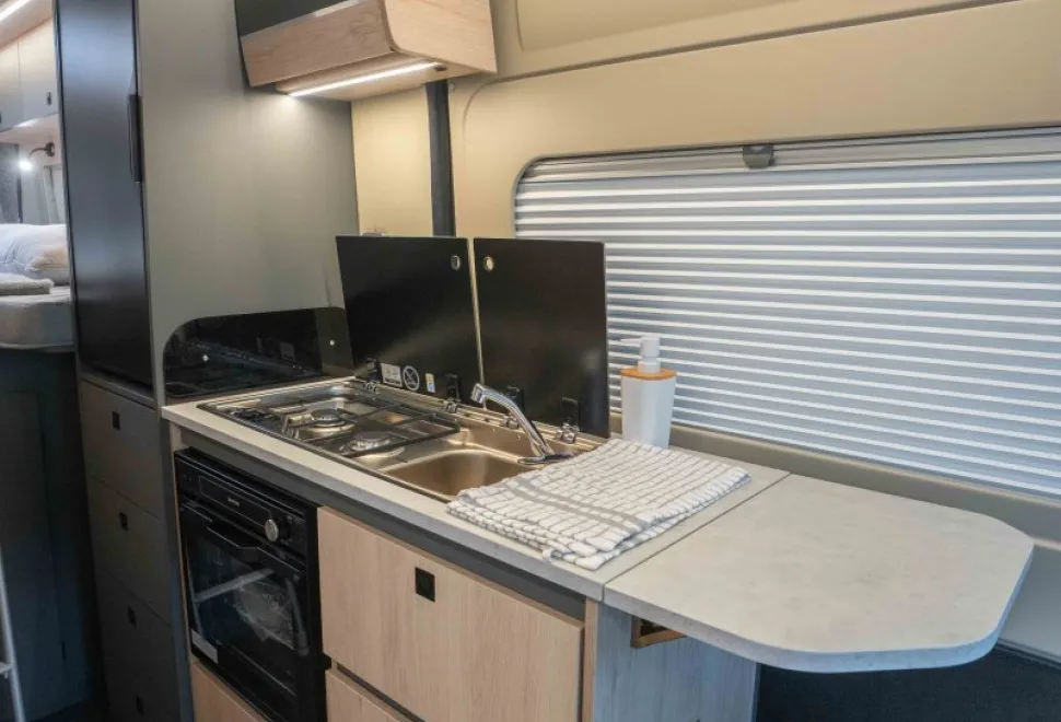 Autotrail Expedition 68 140BHP Auto 2026