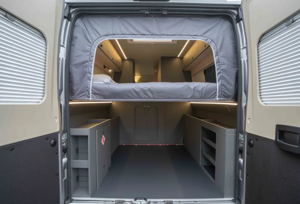 Autotrail Expedition 68 XL 140BHP 2026
