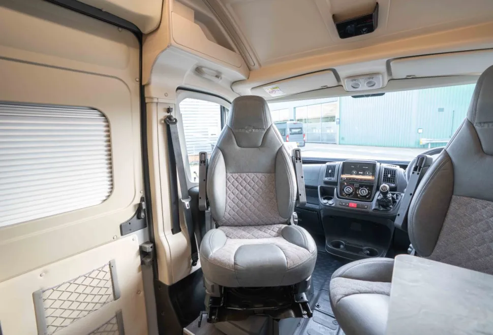 Autotrail Adventure 55 140BHP 2021