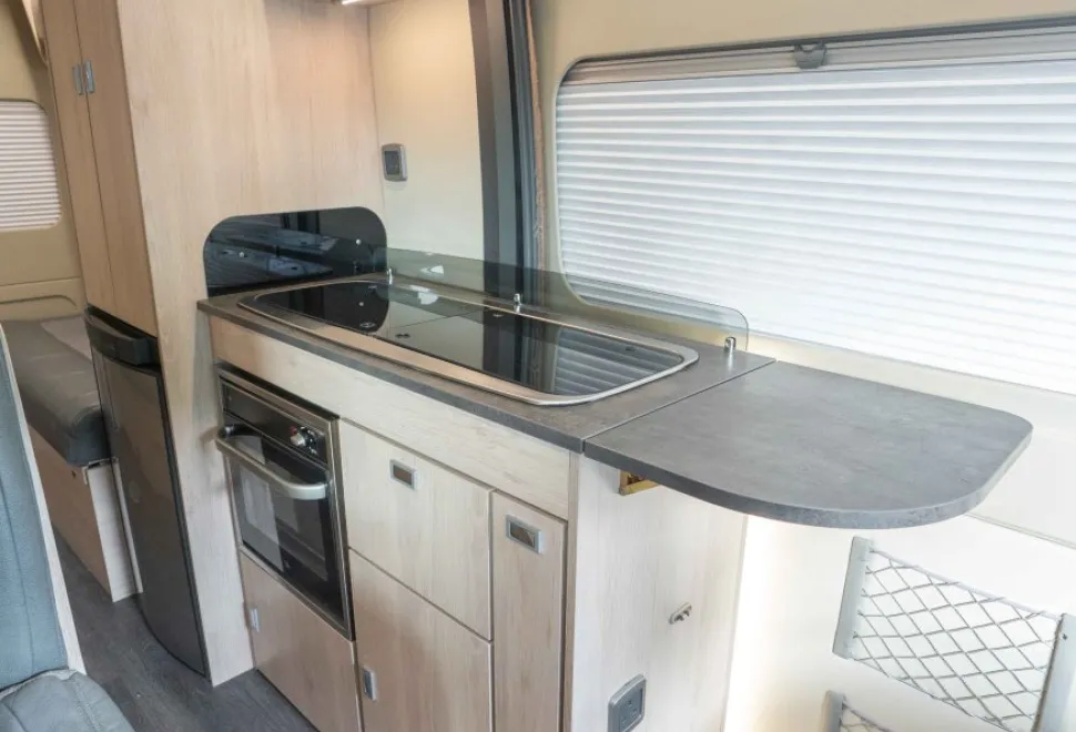 Autotrail Adventure 55 140BHP 2021
