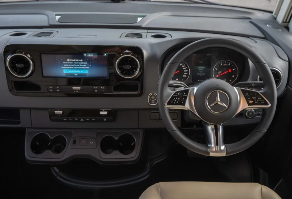 Rapido i196M Distinction 170BHP Auto 2025