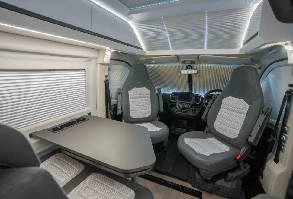 Adria Twin Supreme 640 SLB 140BHP Auto 2022