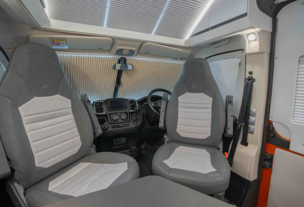 Adria Twin Supreme 640 SLB 140BHP Auto 2022