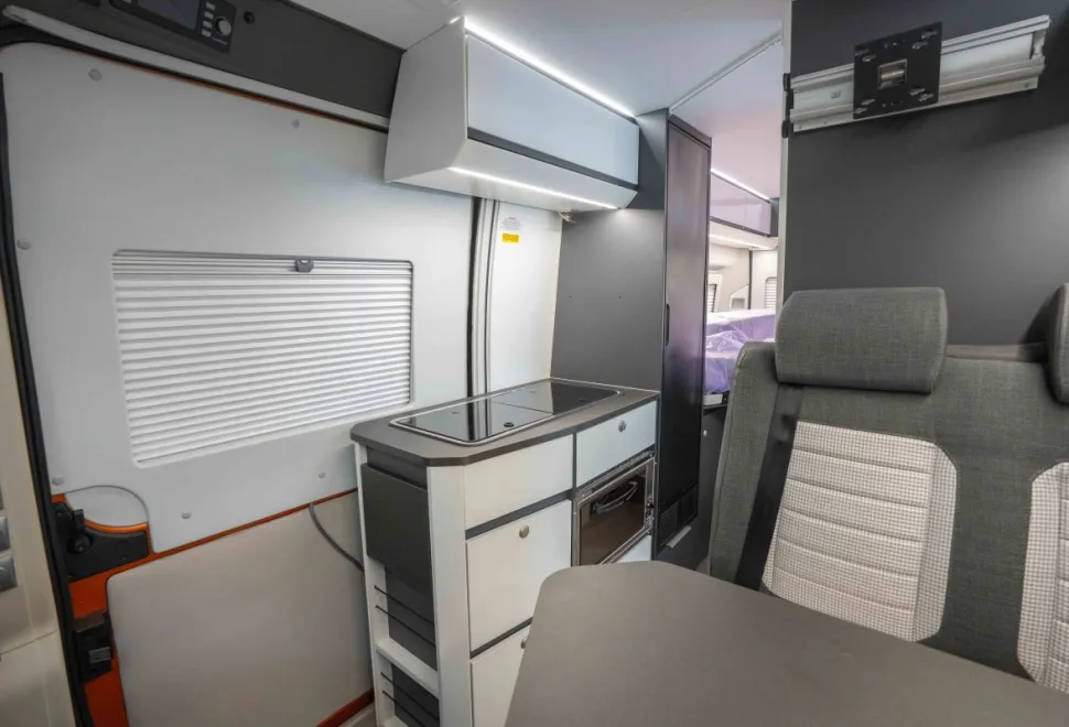 Adria Twin Supreme 640 SLB 140BHP Auto 2022
