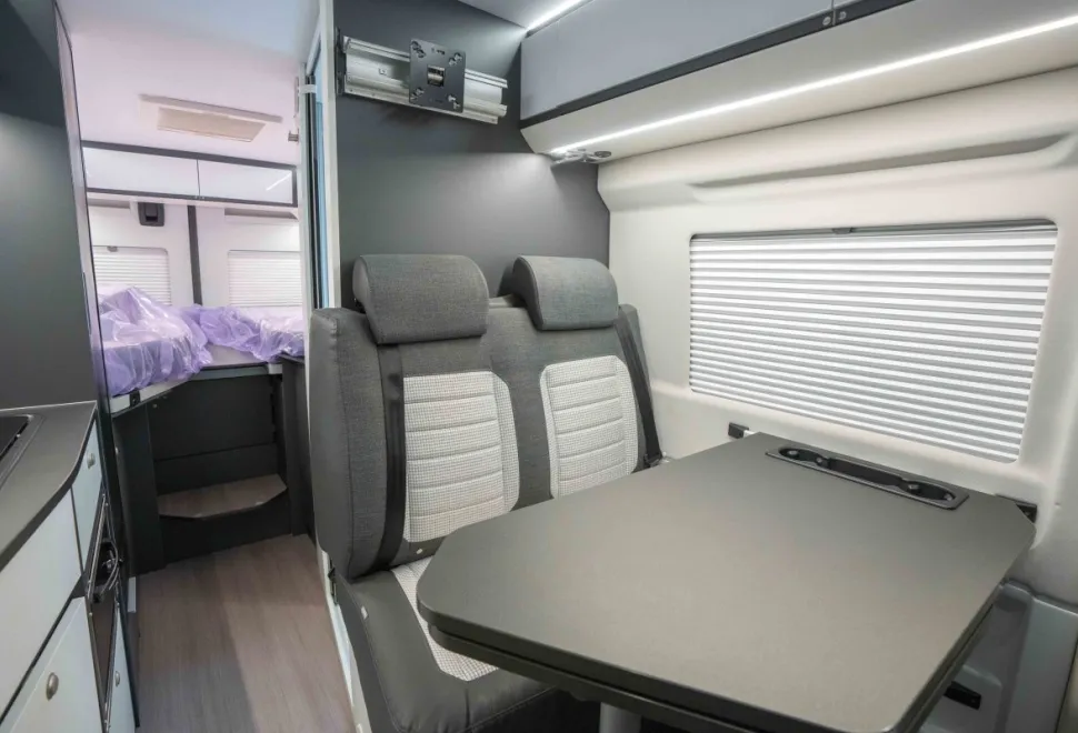 Adria Twin Supreme 640 SLB 140BHP Auto 2022