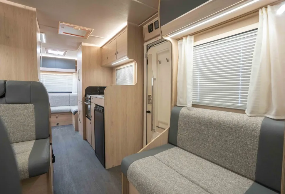 Autotrail Expedition C72 140BHP 2024