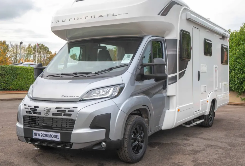 Autotrail Expedition C72 140BHP Auto 2026