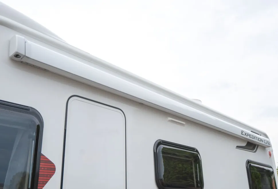 Autotrail Expedition C72 140BHP Auto 2026