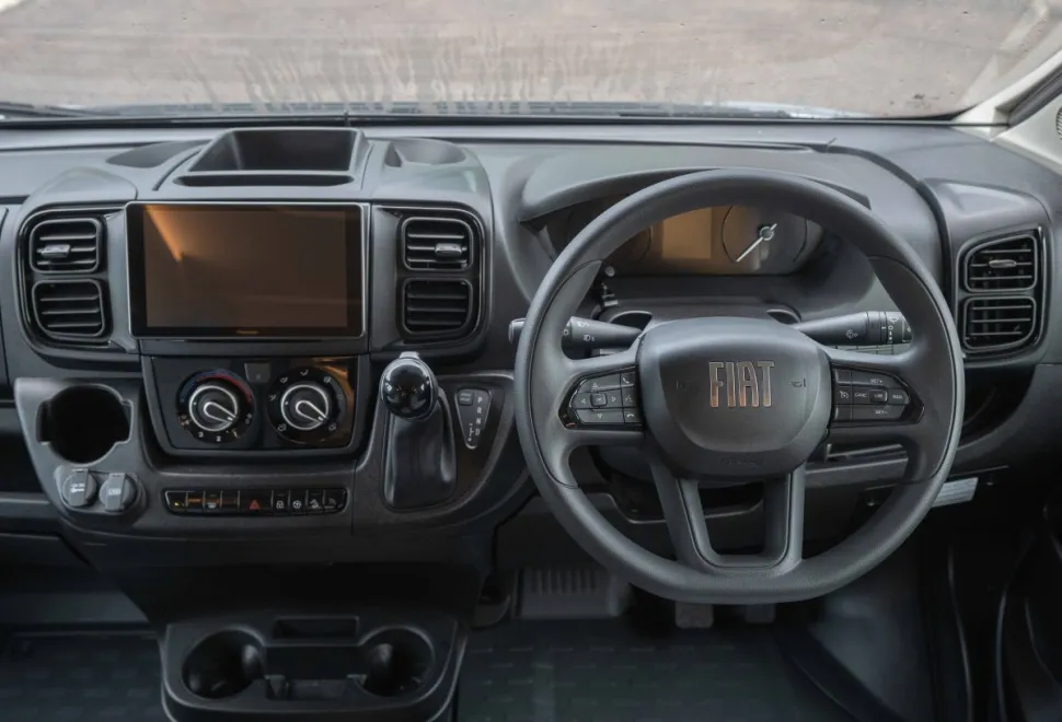 Autotrail Expedition C73 140BHP Auto 2026