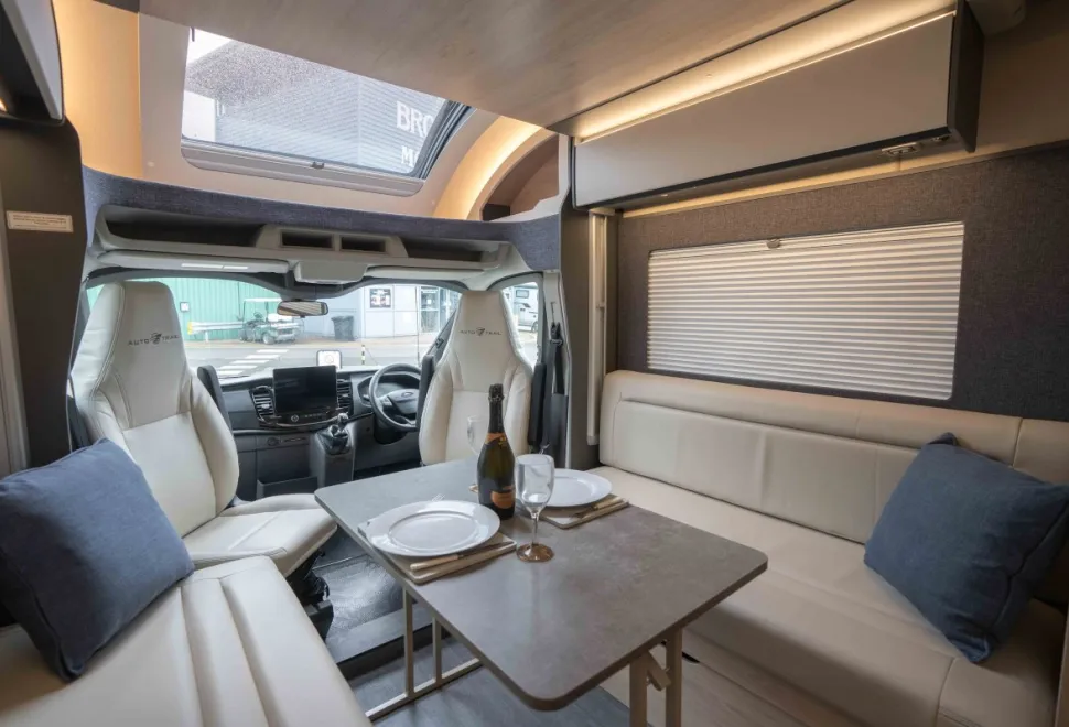 Autotrail F-Line F62 130BHP 2026