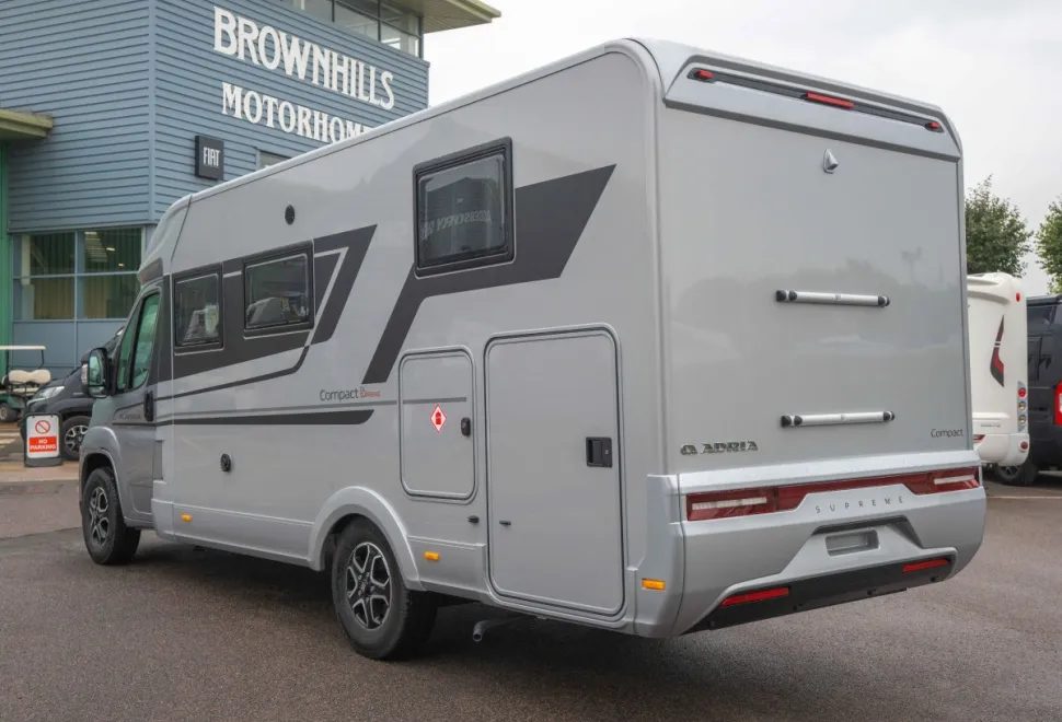 Adria Compact Supreme DL 140BHP 2026