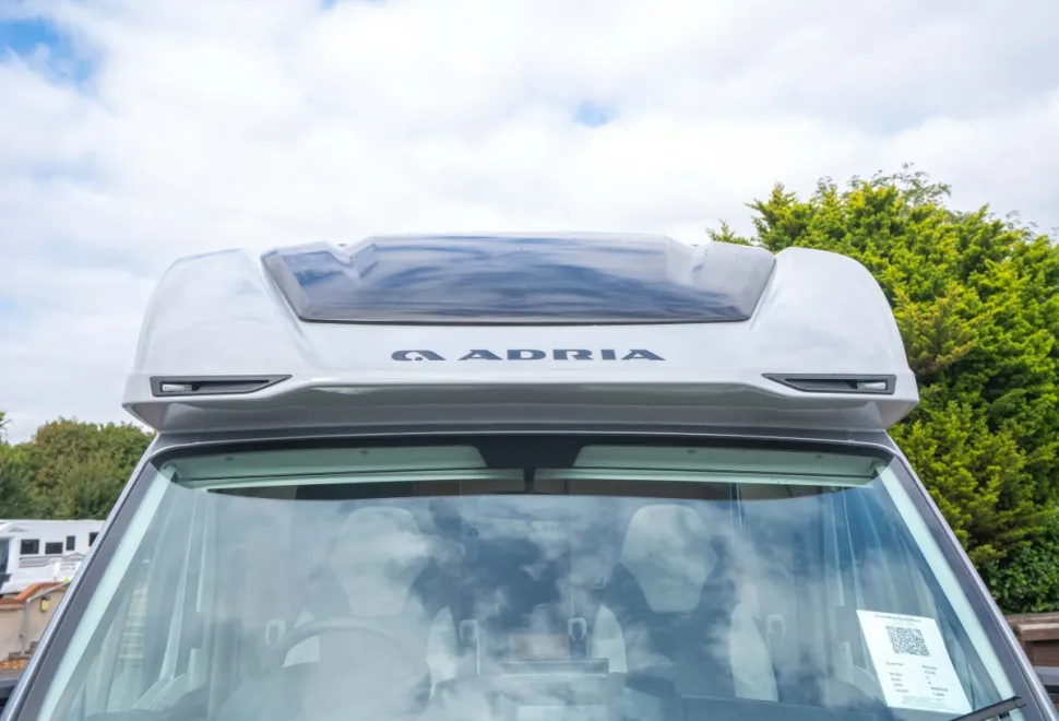 Adria Coral 670 DL 60Y 140BHP Auto 2025