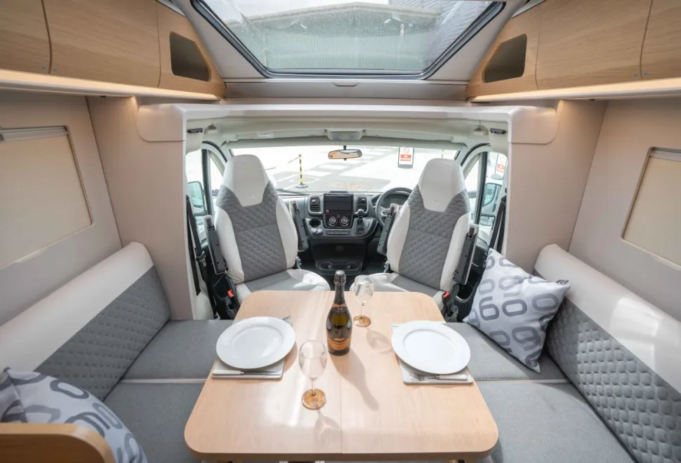 Adria Coral 670 DL 60Y 140BHP Auto 2025
