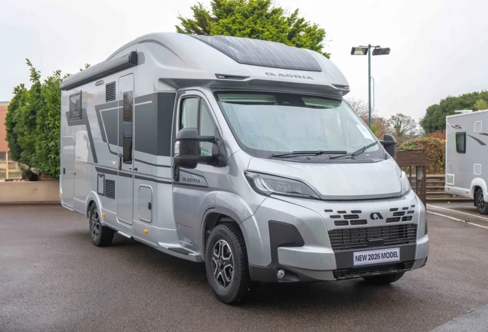 Adria Coral Supreme 670 SL 180BHP Auto 2026