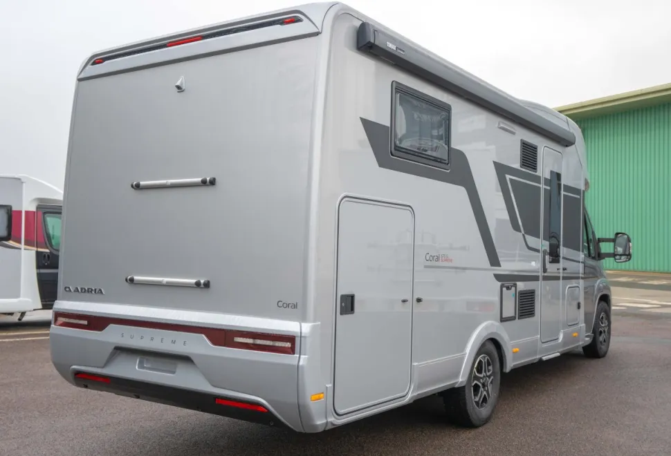 Adria Coral Supreme 670 SL 180BHP Auto 2026