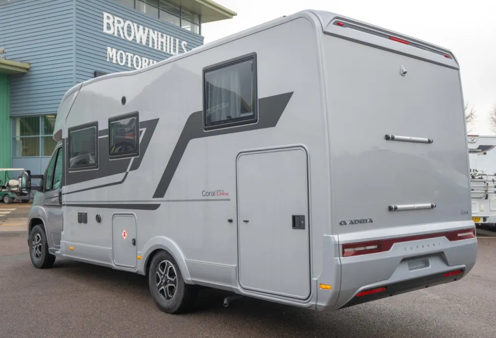 Adria Coral Supreme 670 SL 180BHP Auto 2026