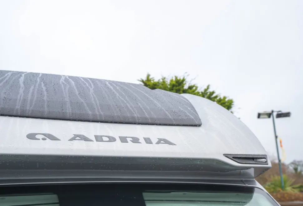 Adria Coral Supreme 670 SL 180BHP Auto 2026