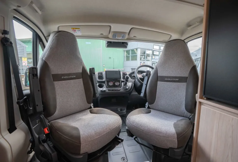 Elddis Evolution CV20 140BHP Auto 2026