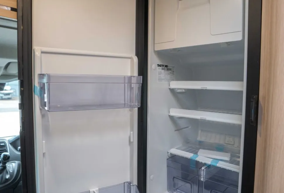 Elddis Evolution CV20 140BHP Auto 2026