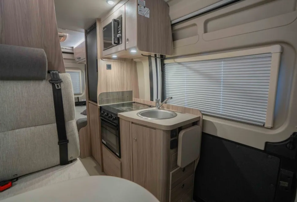 Elddis Evolution CV40 140BHP 2023