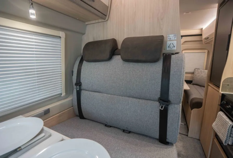 Elddis Evolution CV80 140BHP Auto 2026