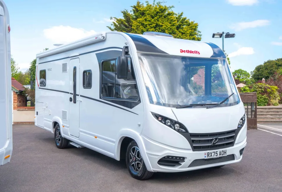 Dethleffs Trend i7057DBL 180BHP Auto 2025