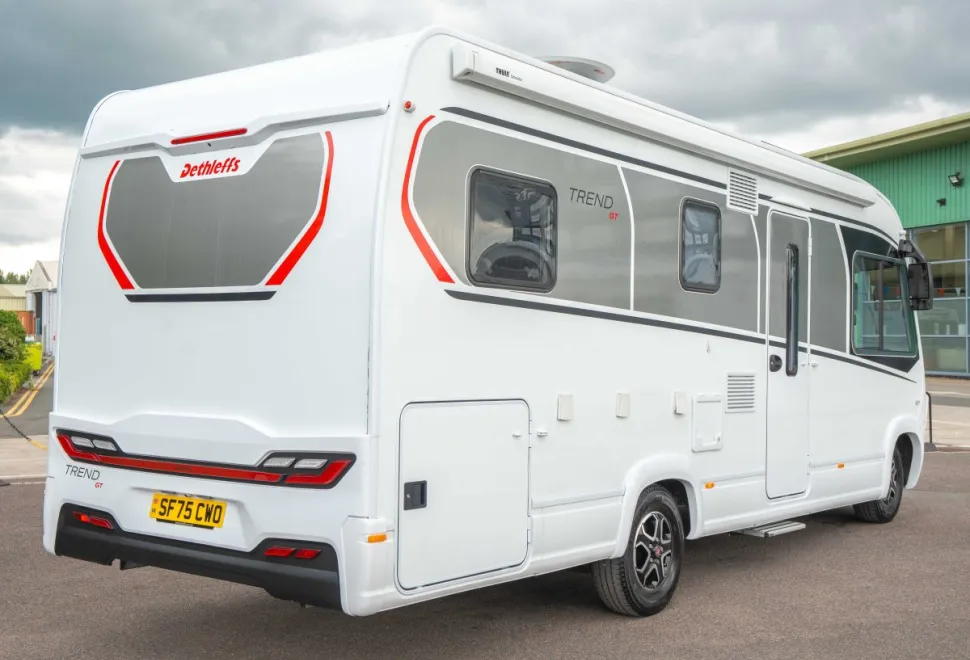 Dethleffs Trend i7057EB 180BHP Auto 2025