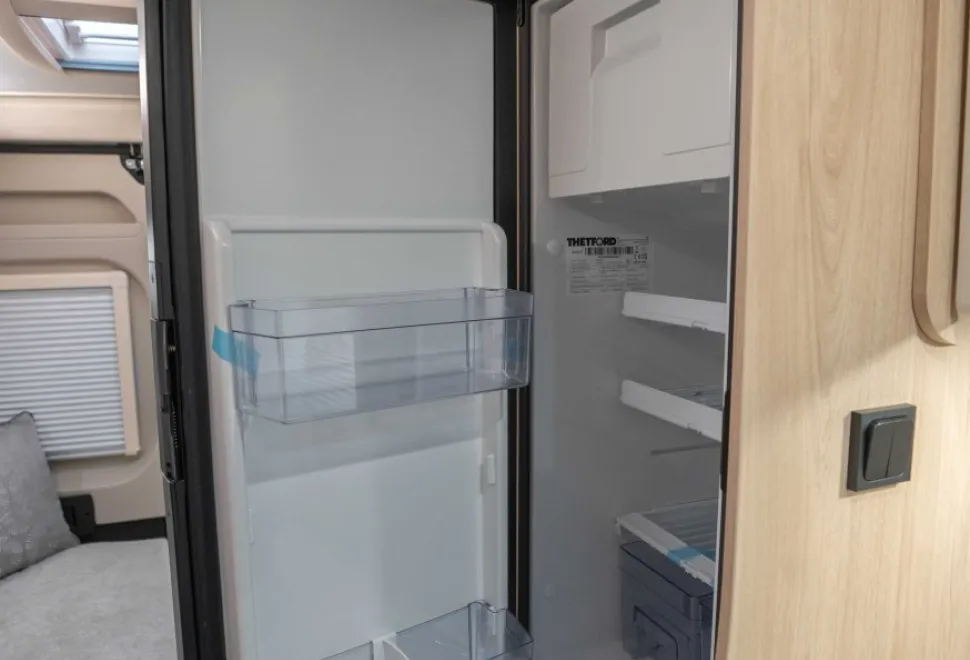 Elddis Evolution CV60 140BHP 2026