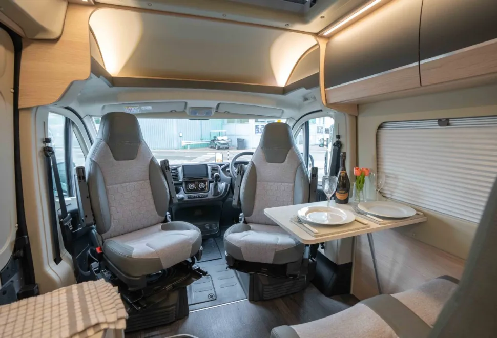 Autotrail Expedition 68 140BHP Auto 2026