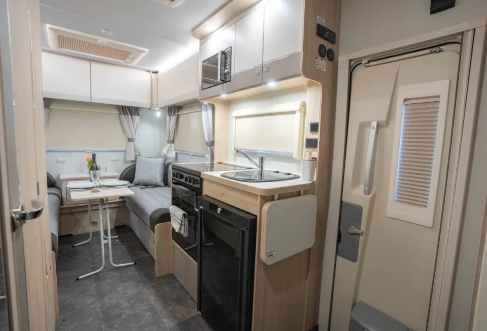 Elddis Evolution 120 140BHP Auto 2026