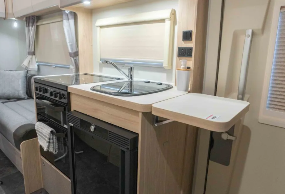 Elddis Evolution 120 140BHP 2026