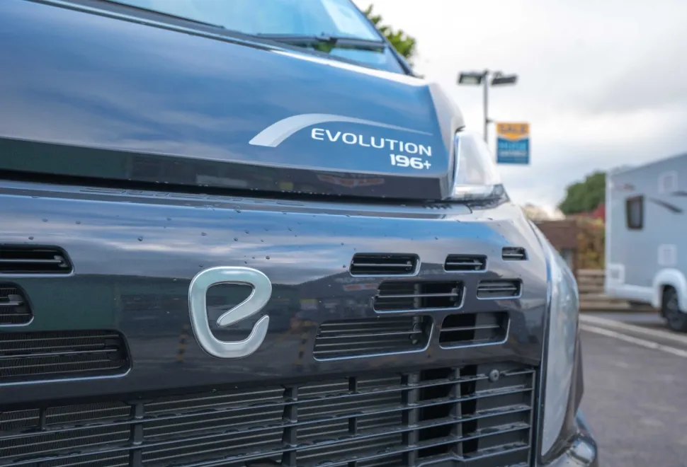 Elddis Evolution 196+ 140BHP 2026
