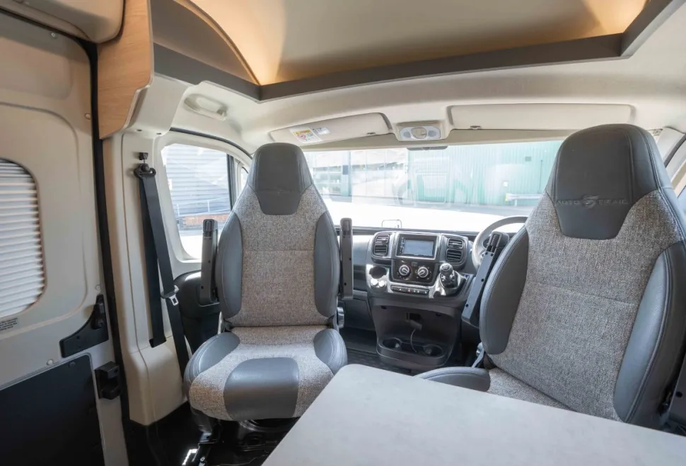 Autotrail Expedition 67 140BHP 2024
