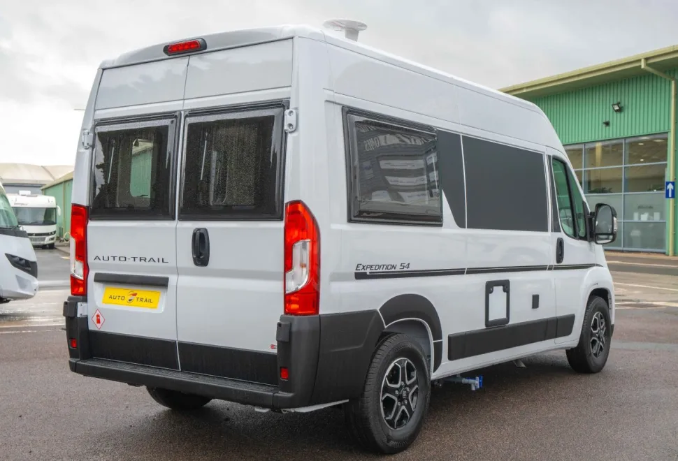 Autotrail Expedition 54 140BHP Auto 2026