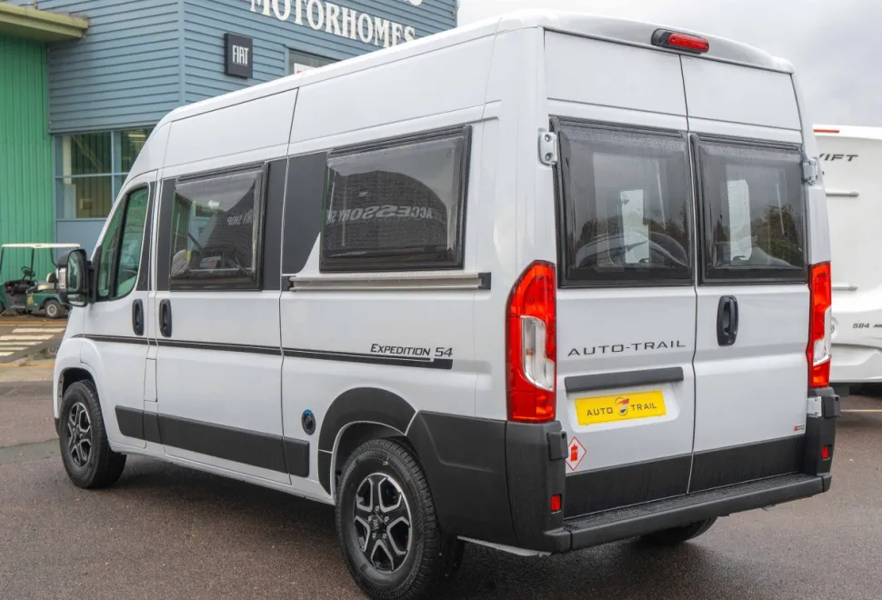 Autotrail Expedition 54 140BHP Auto 2026