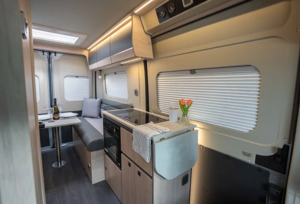 Autotrail Expedition 54 140BHP Auto 2026