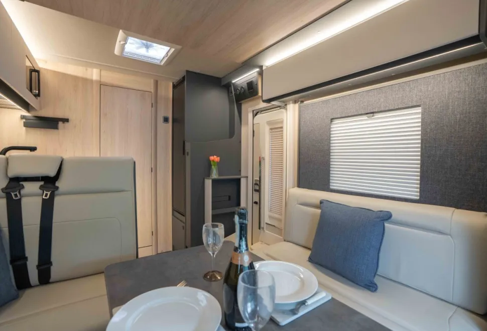Autotrail F-Line F60 130BHP 2026