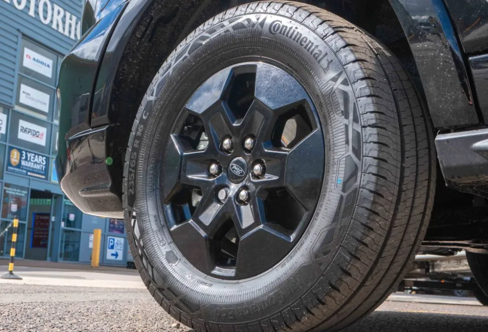 Autotrail F-Line F62 165BHP Auto 2026