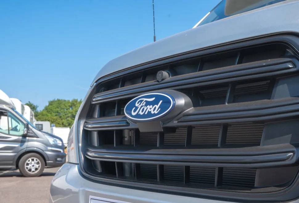 Autotrail F-Line F62 165BHP Auto 2026